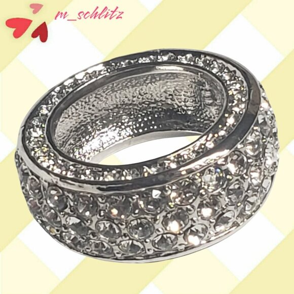 Camille Lucie Jewelry - Camille Lucie Ring for Women, Modern Design of Clear Crystals All Around